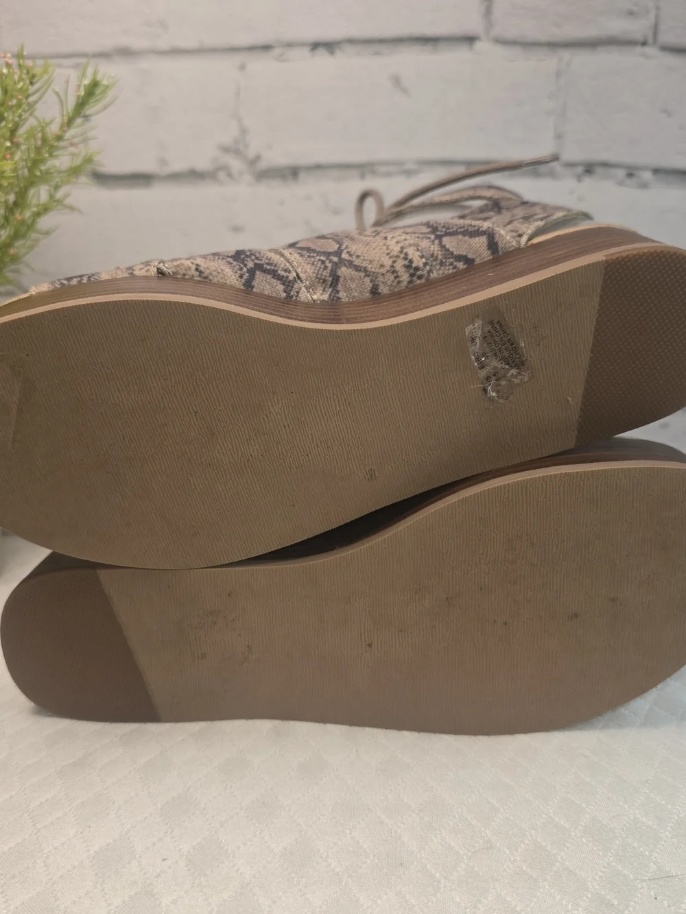 KELSI DAGGER SNAKE SKIN BEIGE LACE-UP PLATFORM SANDAL BOHO Y2K WOMENS 5.5